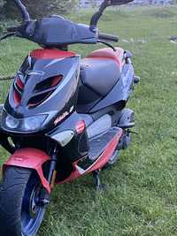 Aprilia sr 50 racing