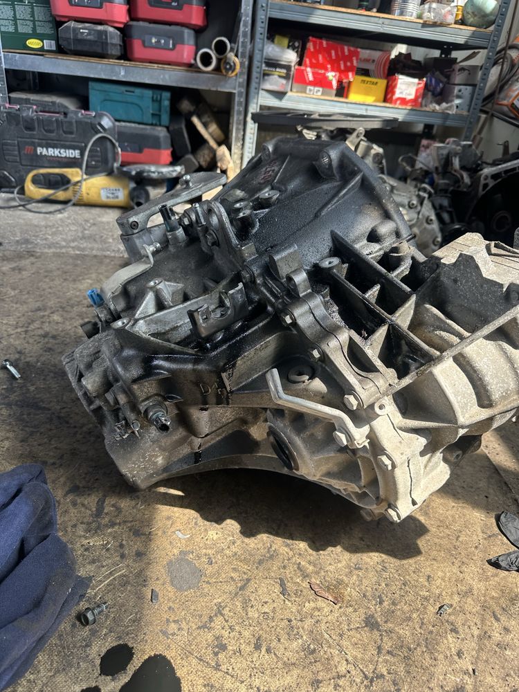 Скоростна кутия ръчна за Рено Колеос 2.0dci 4x4! ND8001!