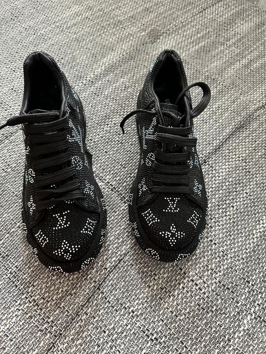 Кроссовки женские новые 39 размер