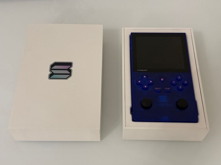 Play Solana PSG1 device (crypto gameboy)