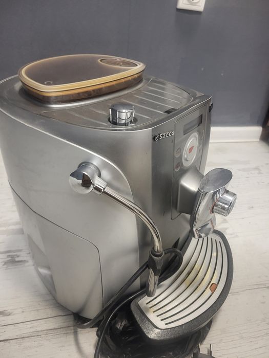 Кафе машина Saeco