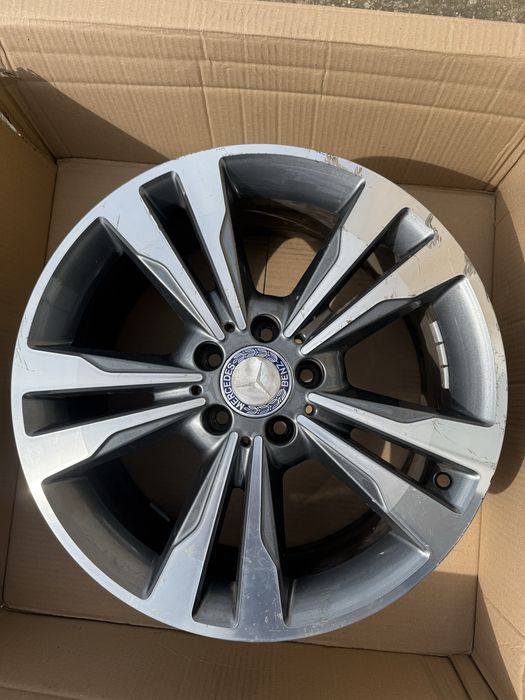 Janta Mercedes Benz E Klasse W212 8jx18et45 A2074012902 doua buc disp