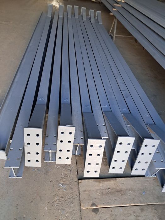 Vând hala metalică 6x5x4