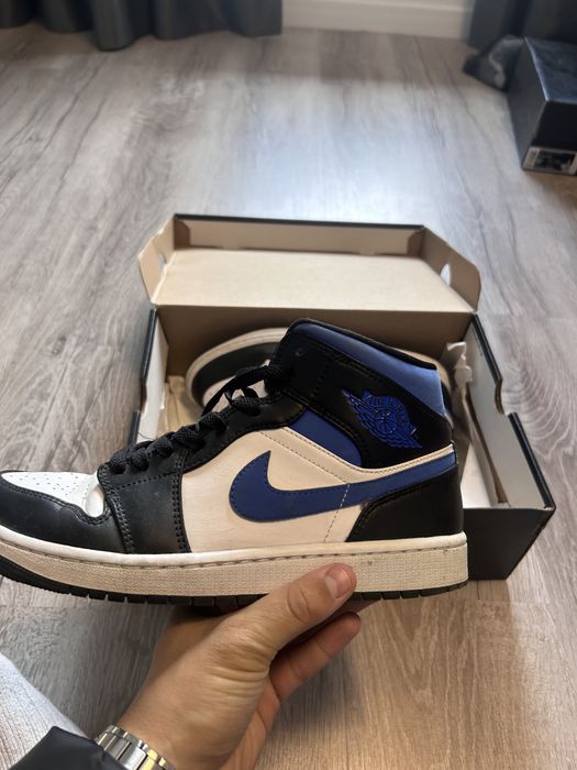 Air Jordan 1 Mid - 42,5 номер Оригинални!