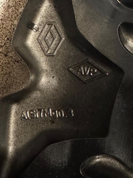 Set 4 jante originale Dacia Duster 17″ noi, nefolosite – OEM