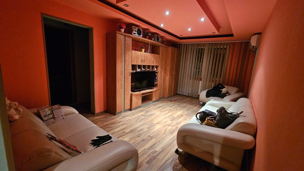 Apartament 4 camere pretabil birou, etaj 1