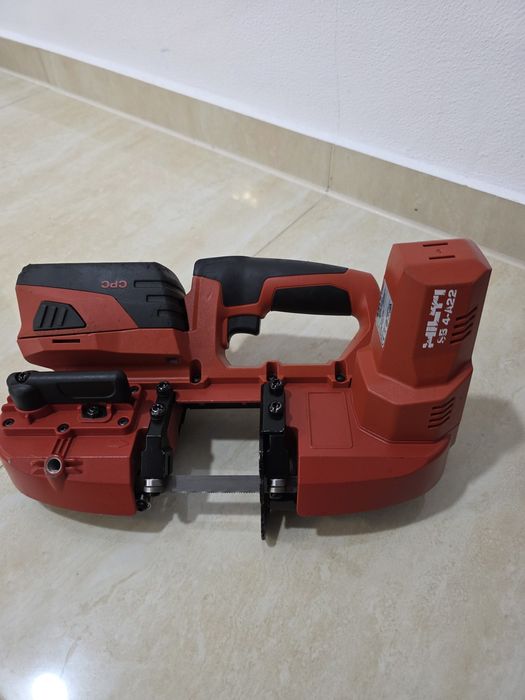 Fierastrau cu banda Hilti SB4-A22