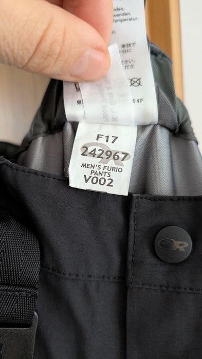 Pantaloni hardshell goretex