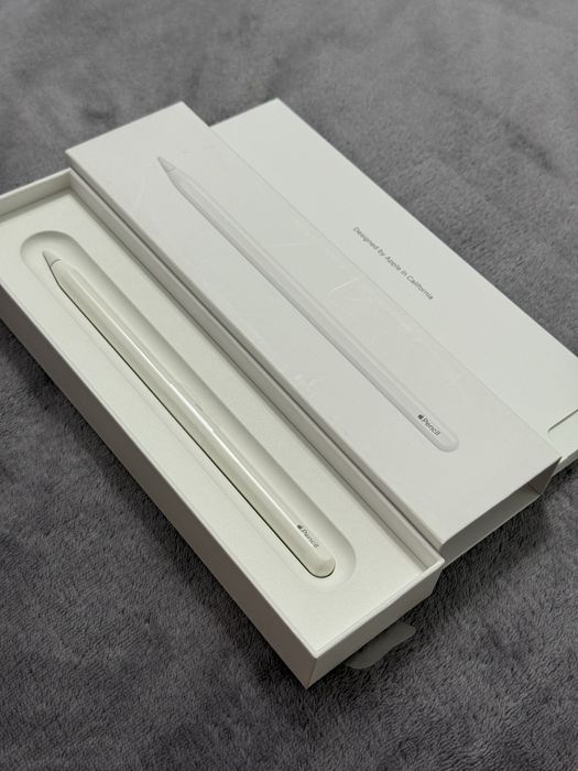 Vând Apple iPad Air 4 (2020) + Apple Pencil gen. 2