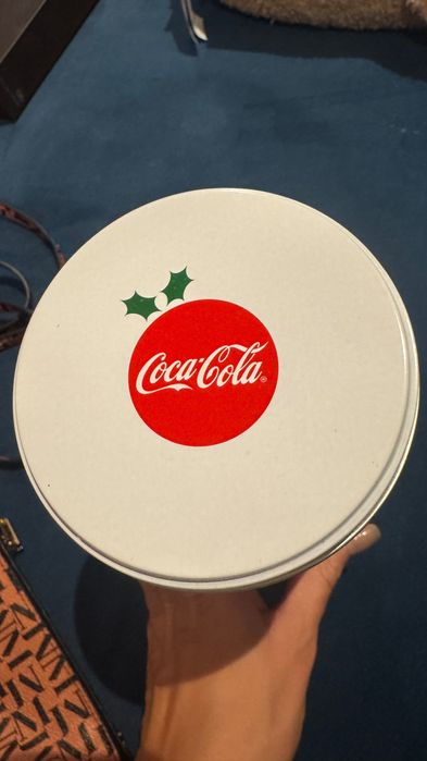 Кутия Кока Кола за любители на този бранд