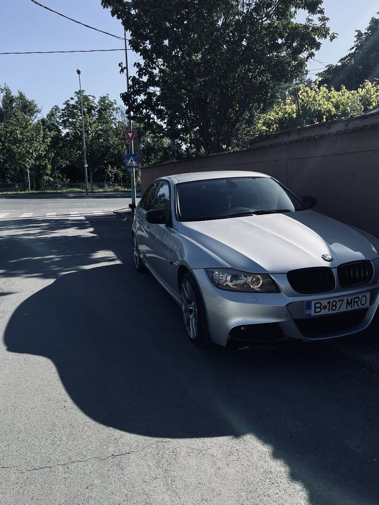 Grile duble Bmw E90 E91 facelift