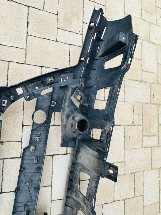 Основа предна броня за Mercedes GL X166 - за ремонт