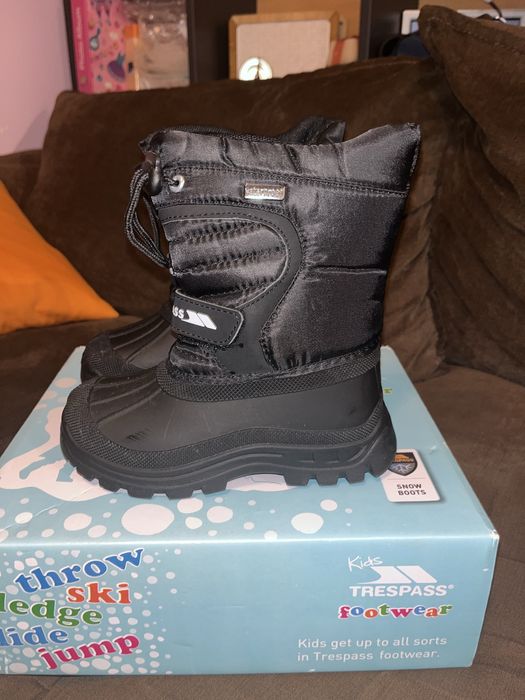 Зимни непромокаеми ботуши