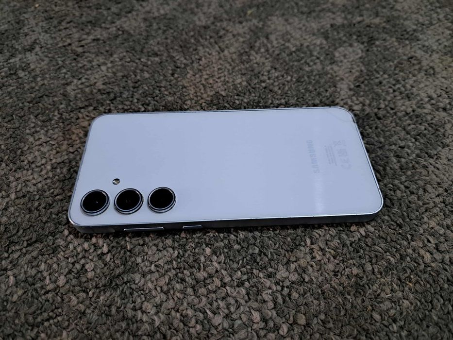 Vând Samsung A55 5G