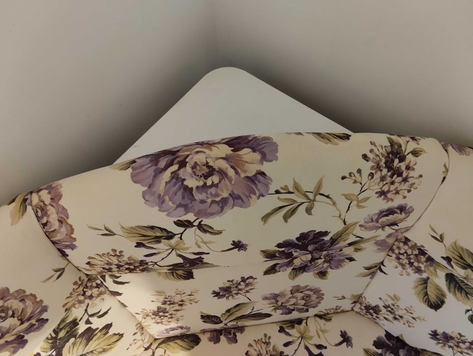 Colțar de bucătărie cu doua scaune