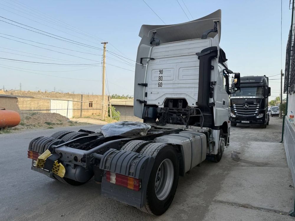 Mercedes Axor sotiladi ideal moshina qulay narxda