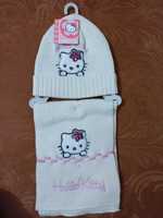 Новый  набор шарф и шапочка Hello Kitty