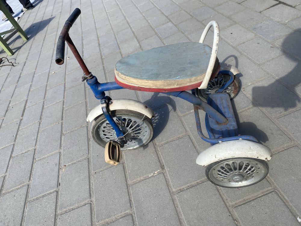 Bicicleta veche pentru copii - pentru recondituonat