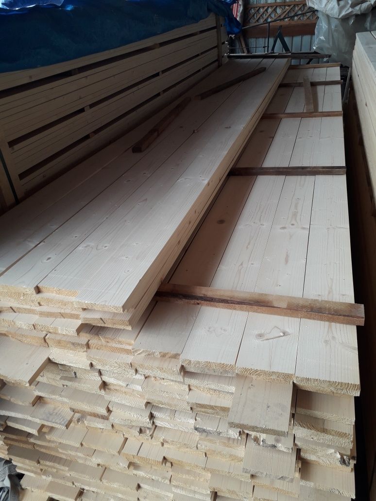 Lambriu lemn construcții