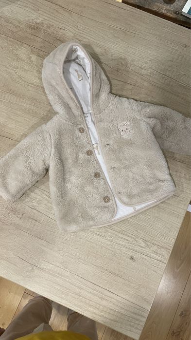 Hainuta pufoasa H&M marime 62 - Sophie la girafe