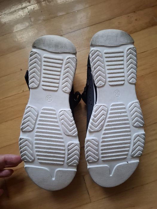 Туфельки для школьницы