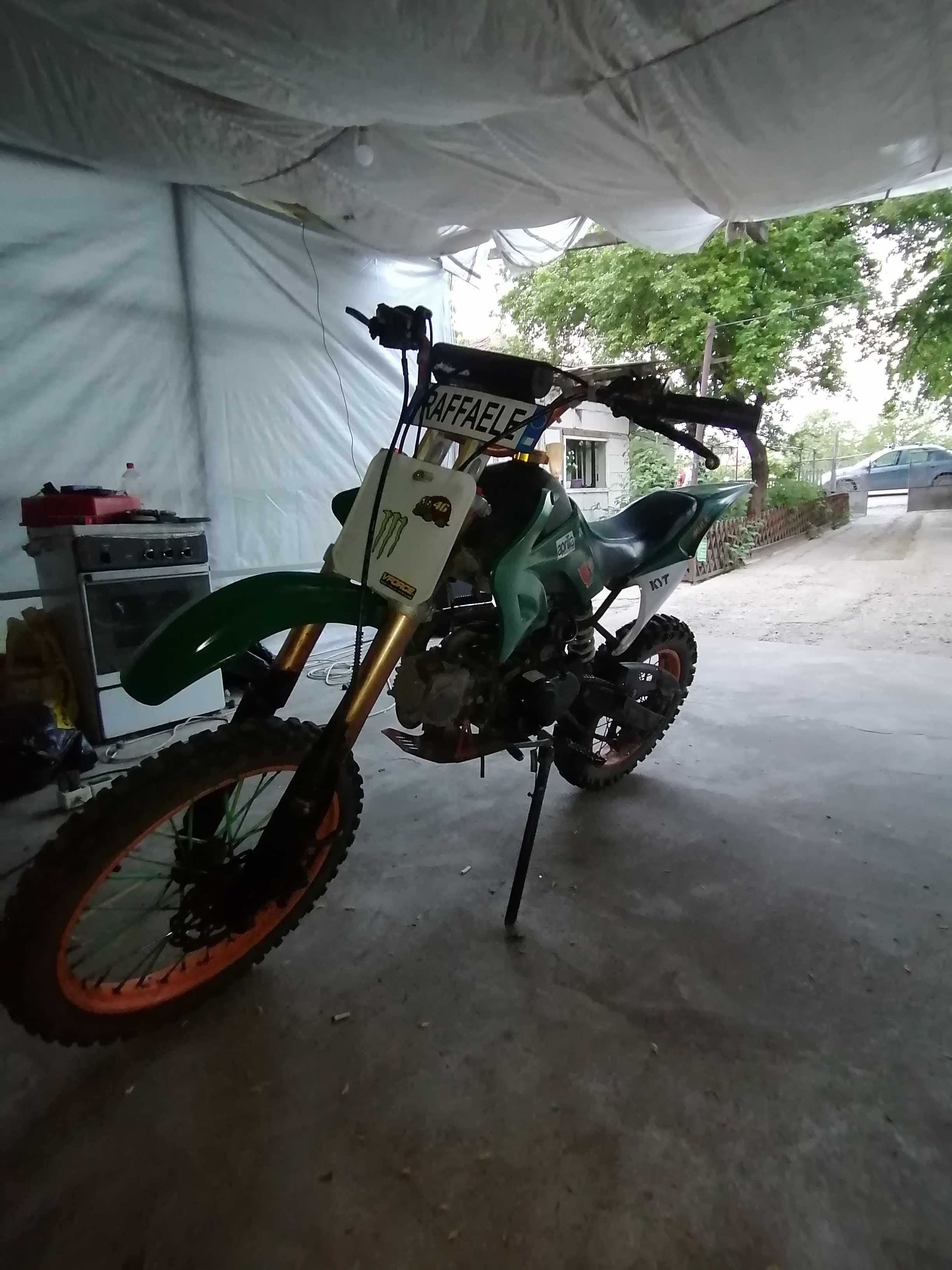 Cross 125 cc  4 t