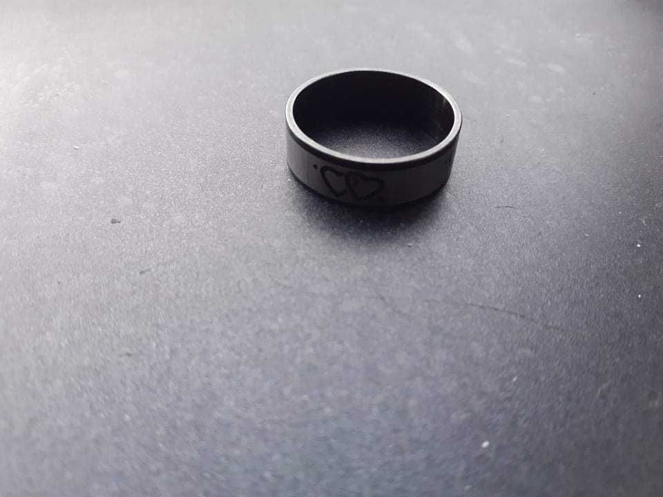 пръстени от неръждаема стомана.