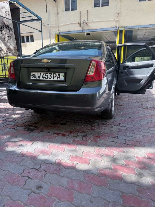 Продажа автомобиля Lacetti