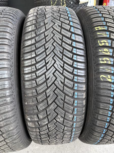 215/65/17 PIRELLI 4бр