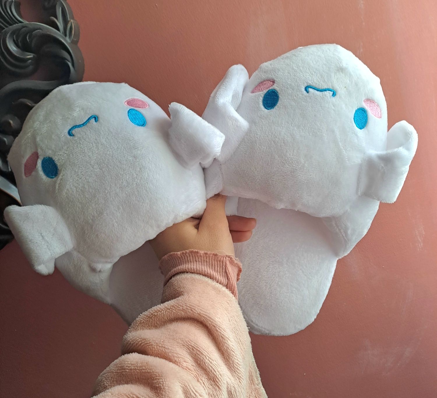 Papuci Cinnamoroll cu urechi care se mișcă papuci de casa albi