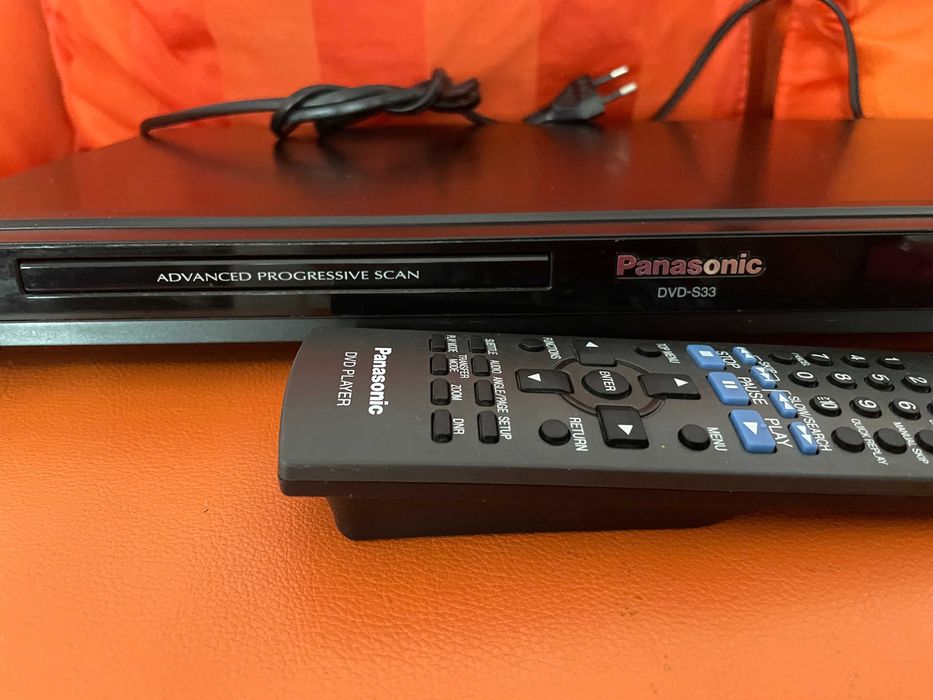 DVD/CD player Panasonic S33 telecomanda vintage NU Sony JVC