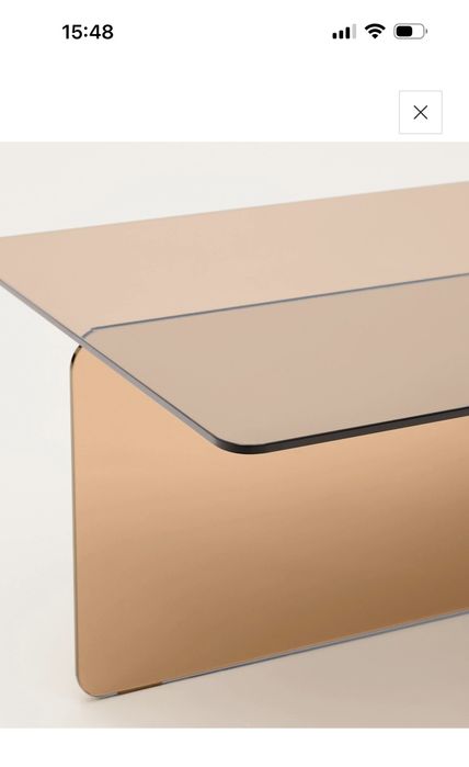 Стъклена холна маса “Zaren” от Kave Home