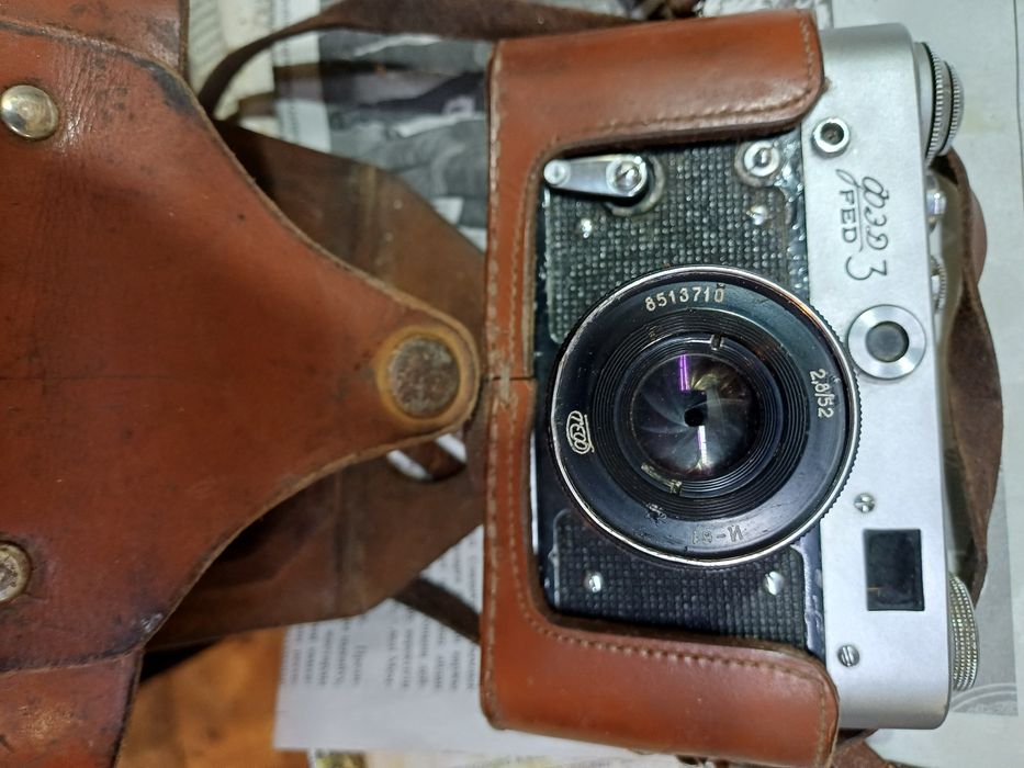 Фотоаппараты ФЕД3 и КИЕВ