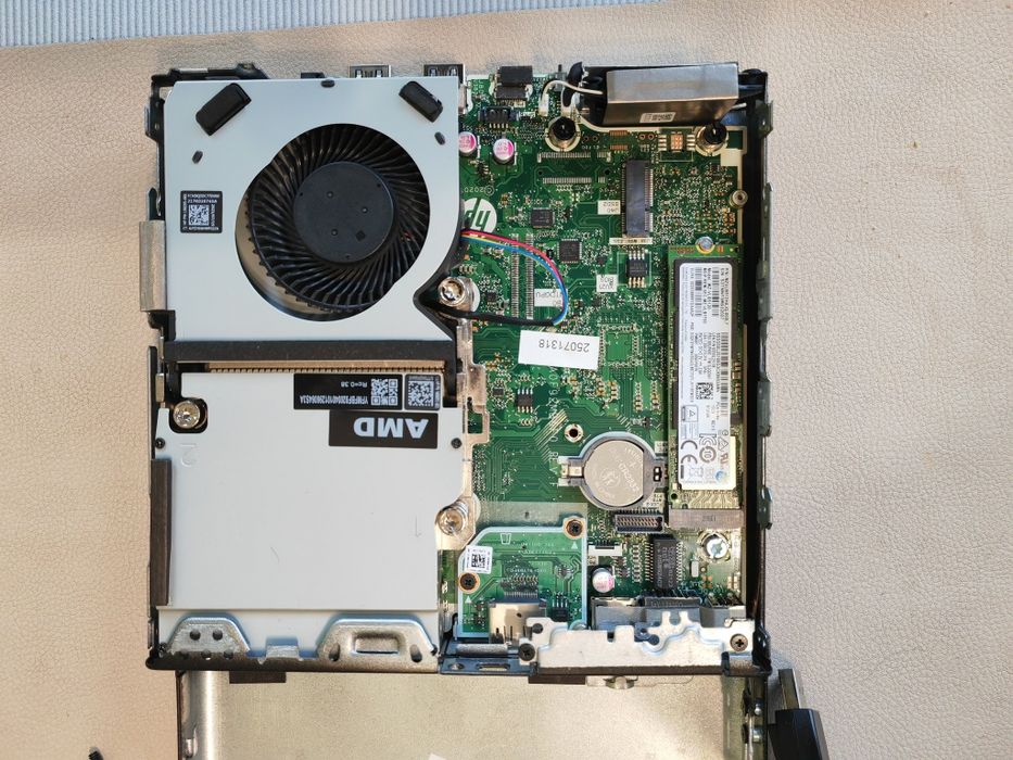 Mini HP Prodesk 405 G6 Ryzen 3 PRO 3200GE 16GB RAM DDR4,512GB,NVMe 512