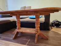Ръчно изработена дървена маса търси своя нов дом