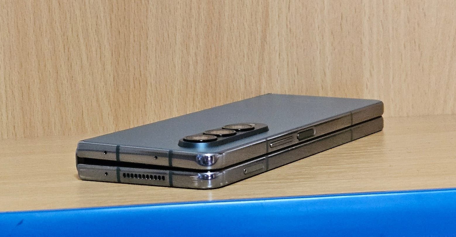 Samsung Z Fold 4 5G 256 GB liber de retea