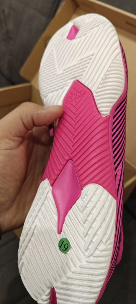 Футболни обувки Adidas Nemesis