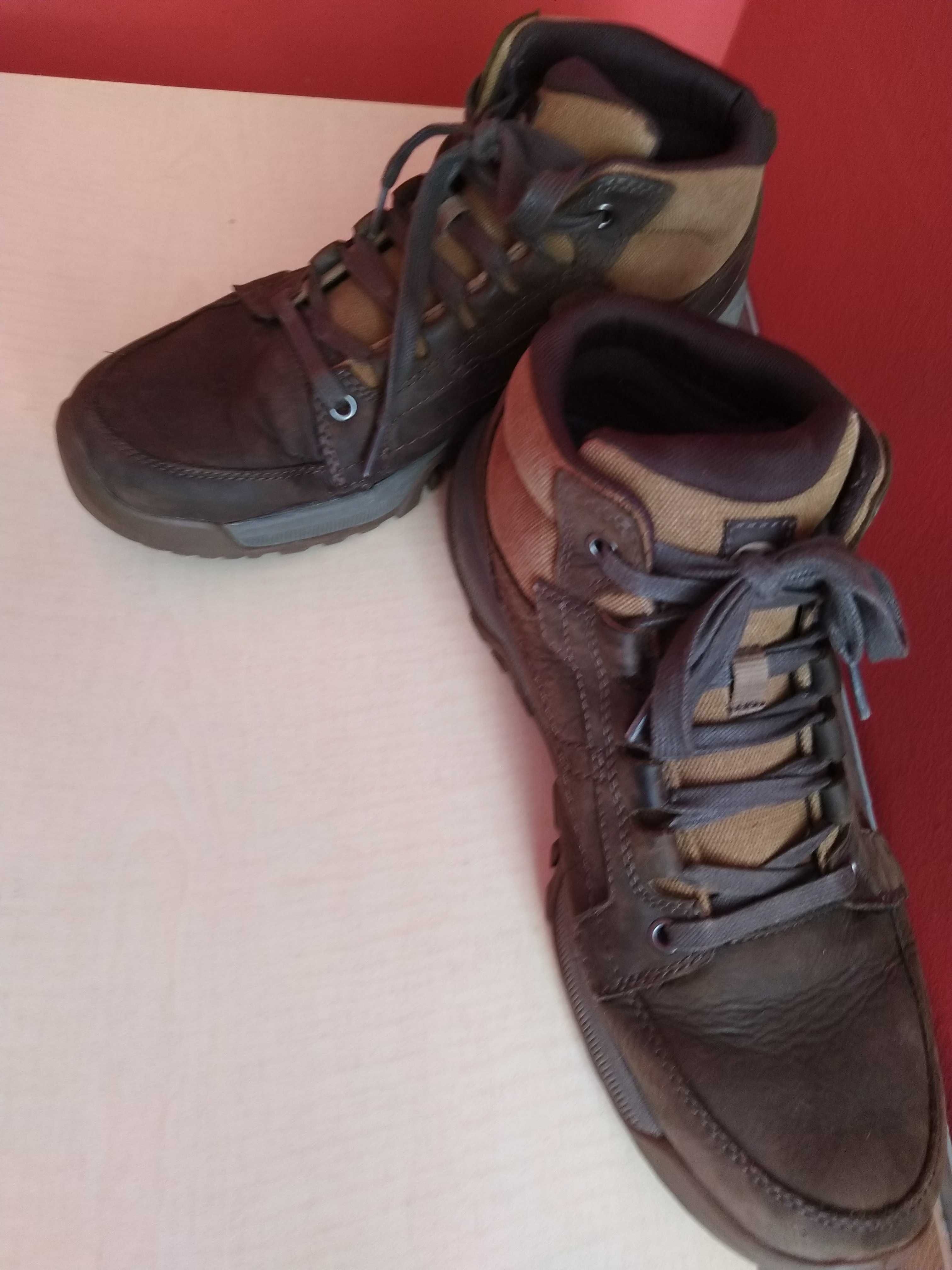 Обувки кожени Merrell , високи и удобни