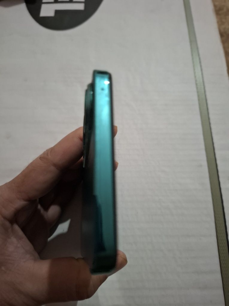 Vivo V 40 lite 8/256