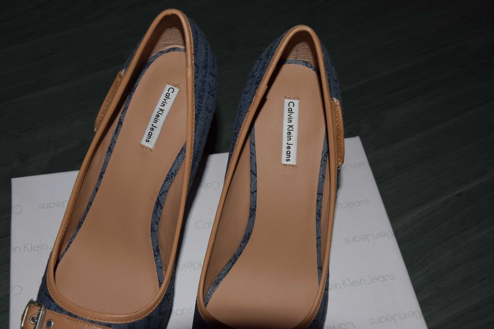 Обувки от плат и кожа НОВИ Calvin Klein