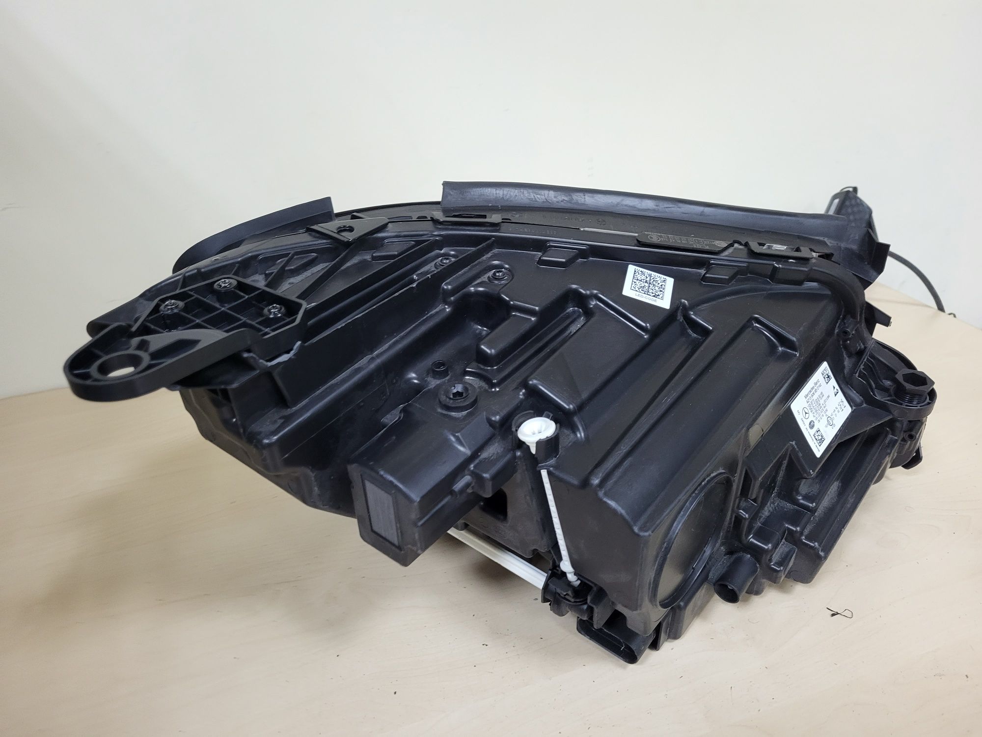 Ляв фар Mercedes E W213 LED High Performance lqv far мерцедес 213