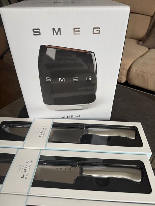 Блок за ножове SMEG