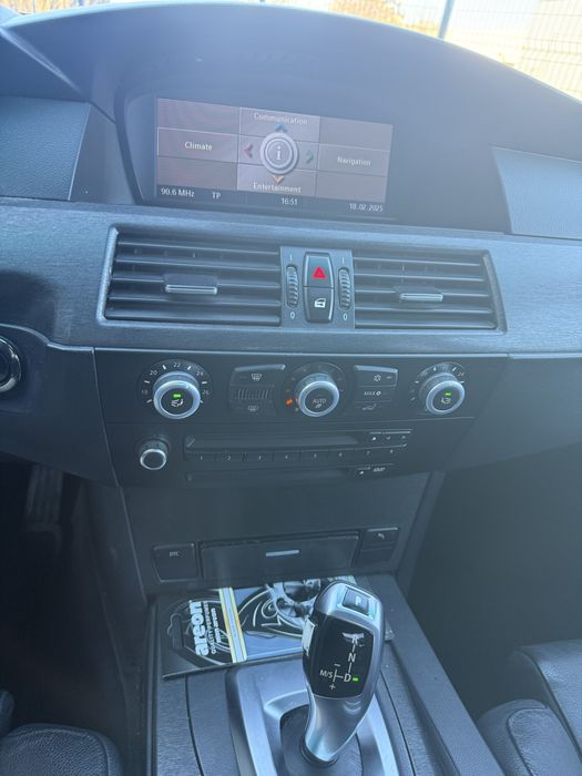 BMW 530xd 235 2007