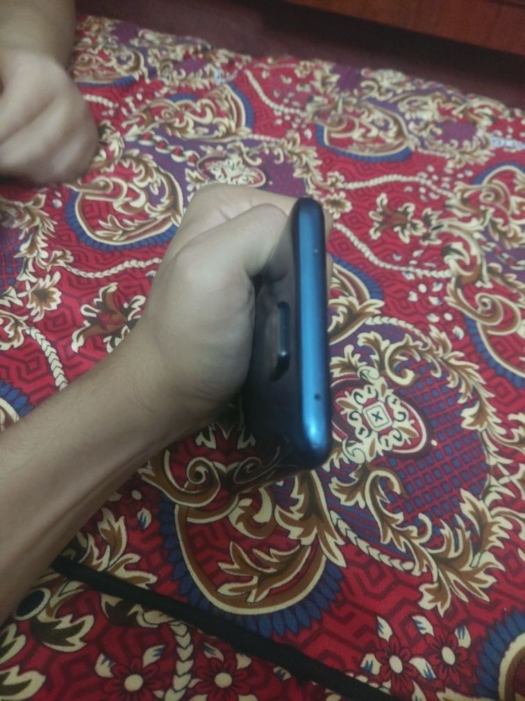 Redmi note 9S. 100 $