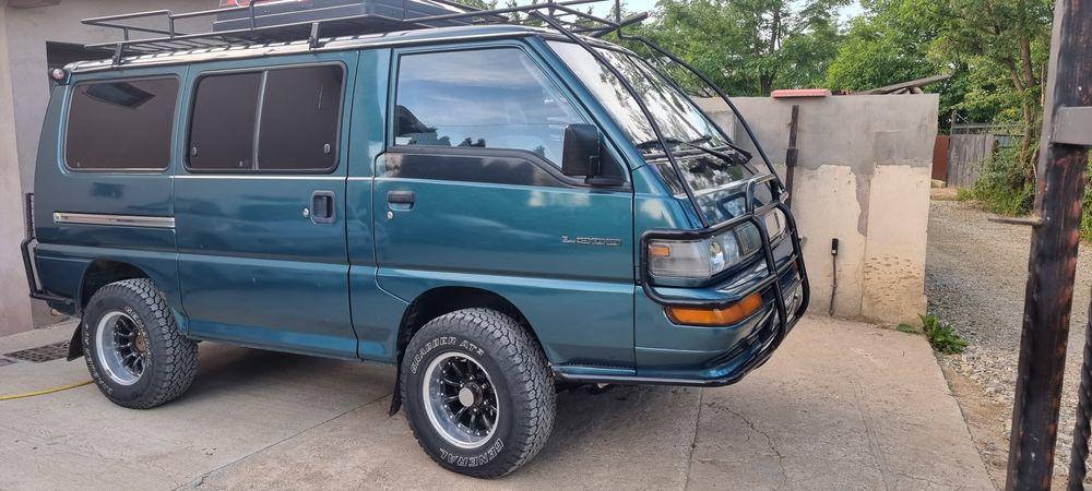 Mitsubishi l300 (Delica)  2.5td 4x4 overlanding