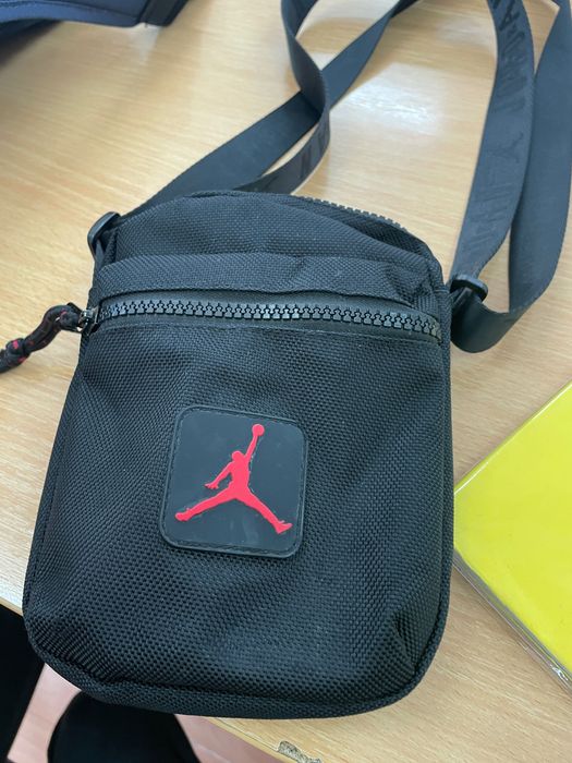 Чанта на JORDAN 70лв