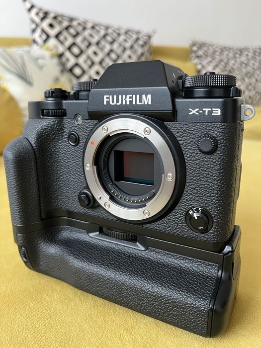 Fujifilm XT3 cu grip