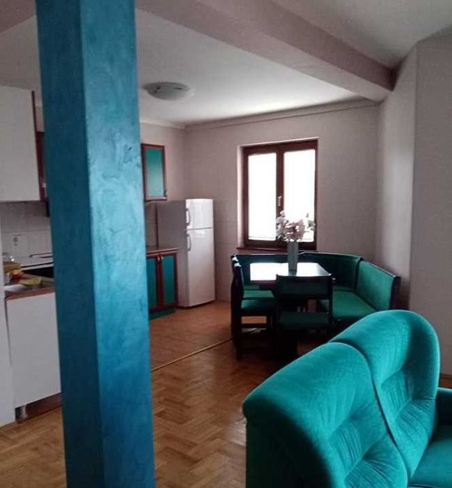 Дава се под наем Тристаен апартамент в Пловдив, Южен - 90 кв.м за 433.5 € - Снимка #3