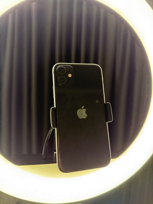 Iphone 11 в идеальном состоянии