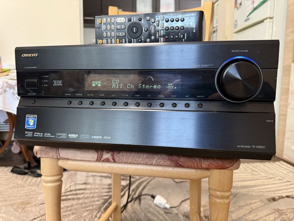 Onkyo TX-NR807 Мощен ресивър
